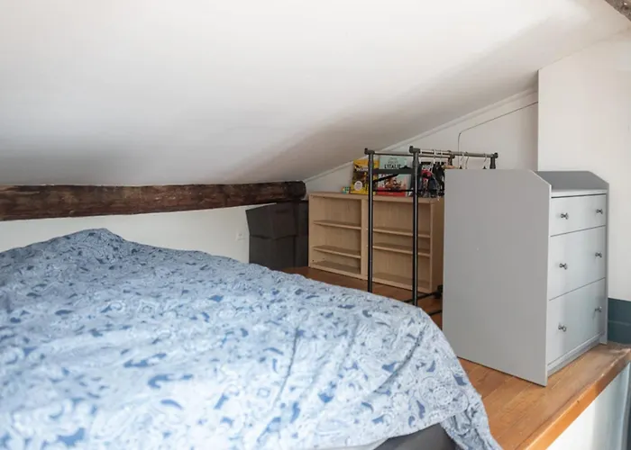 Charming For Two In The 10th * Paris