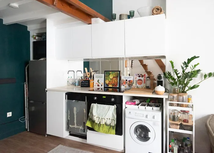 Charming For Two In The 10th Appartement Paris