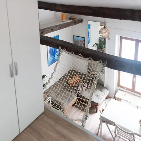 Charming For Two In The 10th